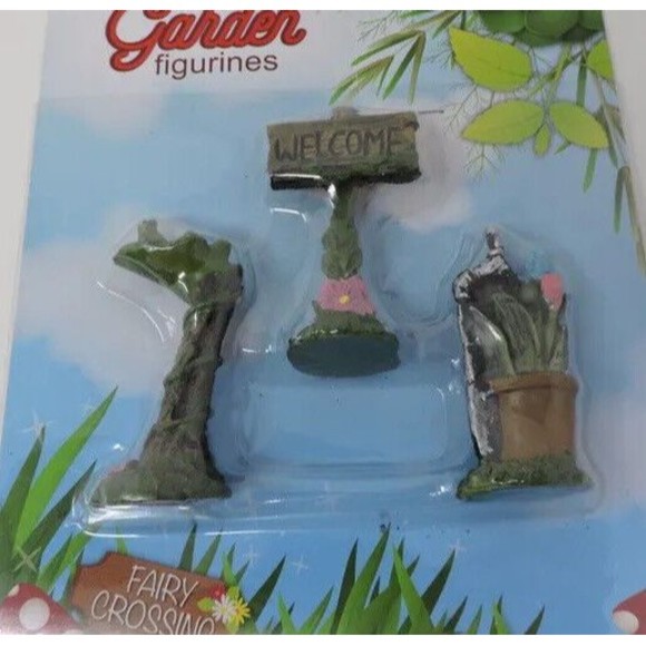 Fairy Garden Sweets 2" Figurines 3pc pack Welcome Sign Stump/Frog Faucet/Flowers - Picture 2 of 5